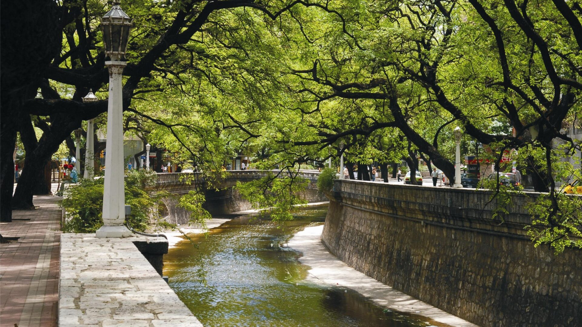 Centro y La Cañada